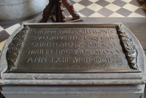 멜란히톤은 루터의 절친한 친구이자 종교개혁 동지였다. 비텐베르크에는 멜란히톤의 묘도 있다.