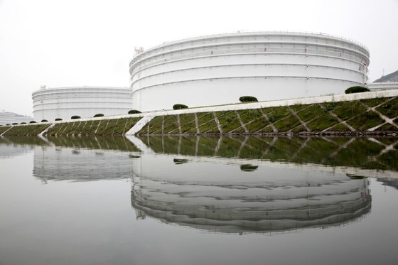 중국 저장성 저우산시에 있는 원유저장시설 [사진 SCMP]