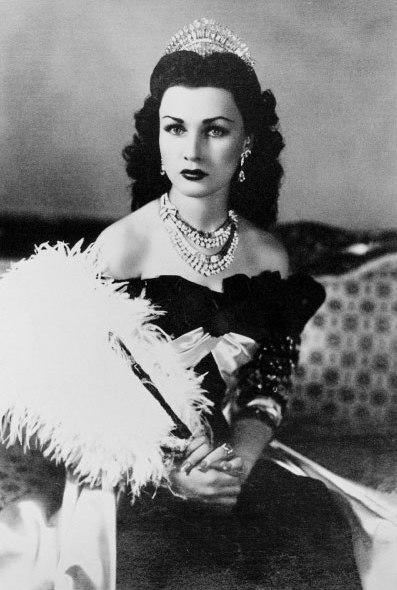 이집트 공주이자 무함마드 레자 팔라비(팔레비) 이란 국왕의 첫번째 부인이었던 파우지아. '클레오파트라의 환생' '아시아의 비너스'로 불릴 정도의 미인이었다. [사진 위키피디아]