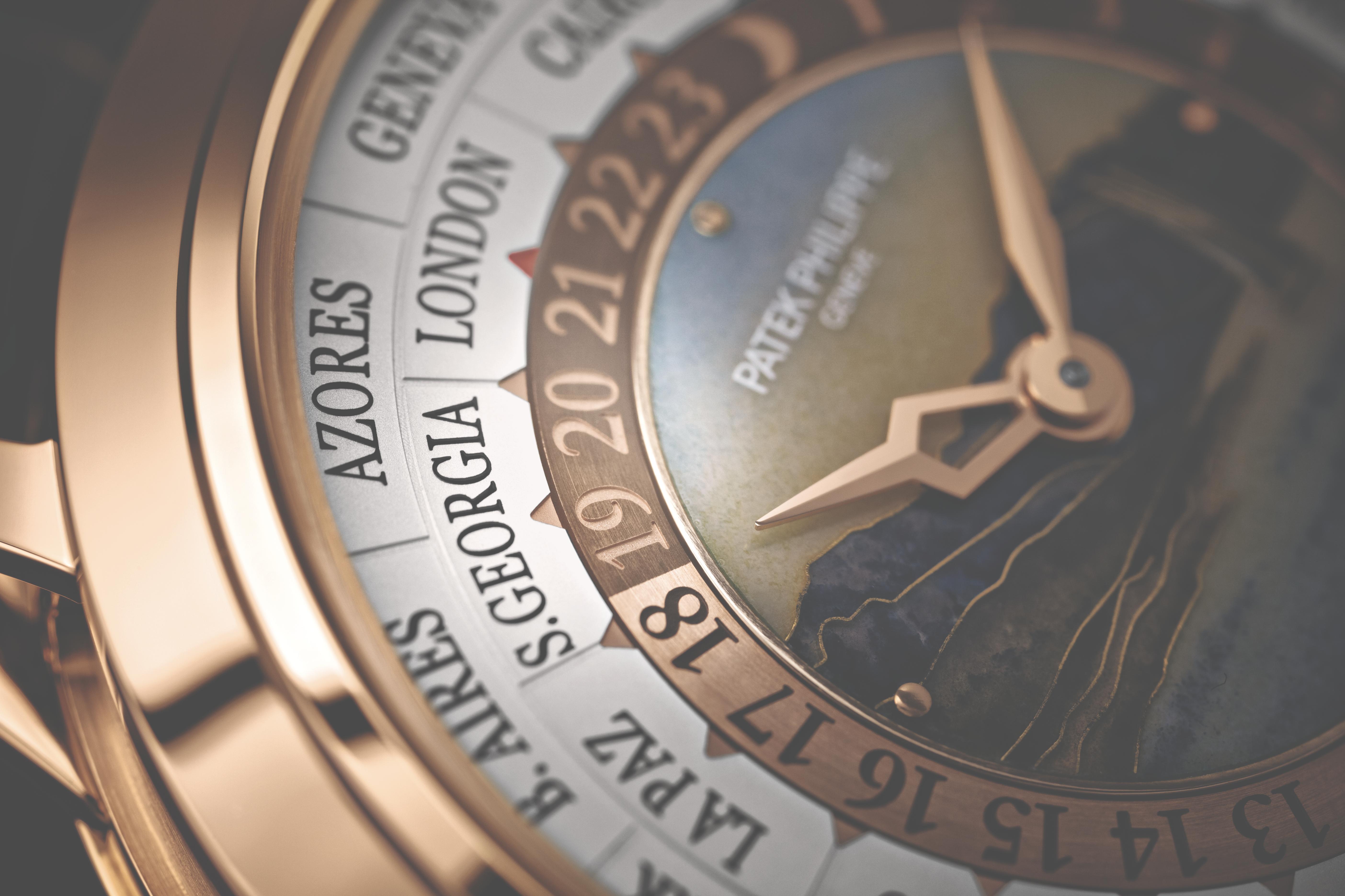 파텍필립은 세계 여러 도시의 이름을 다이얼에 새긴 GMT 시계를 선보였다.
