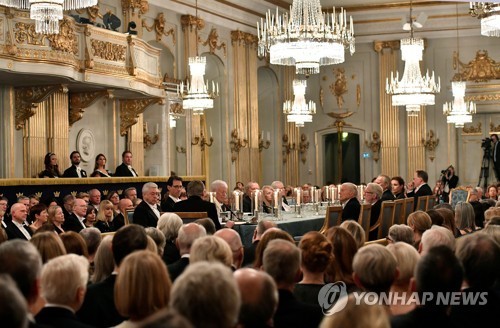 지난해 12월20일(현지시간) 스웨덴 스톡홀름 구증권거래소 건물에서 열린 한림원(Swedish Academy) 연례 행사 모습. [로이터=연합뉴스] 