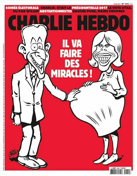 마크롱(39)의 25세 연상 부인 브리지트 트로노(64)를 임산부에 빗대며 조롱한 프랑스 풍자 주간지 '샤를리 앱도'의 만평.