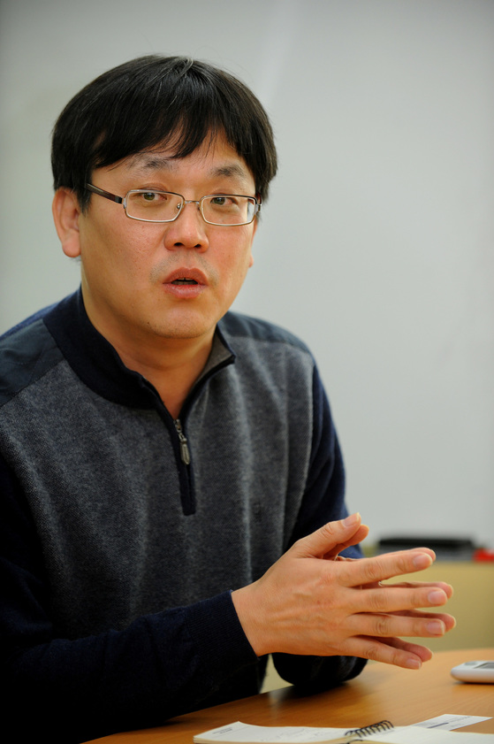 장은수 편집문화실험실 대표.