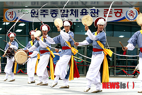 만든곳: 한국 네티즌본부 카페