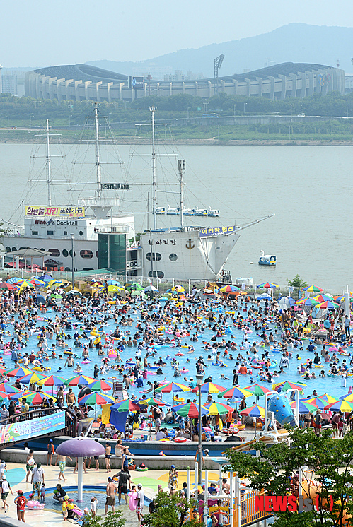 만든곳: 한국 네티즌본부 카페