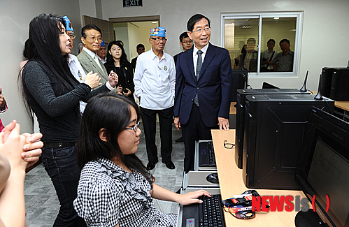 만든곳: 한국 네티즌본부 카페