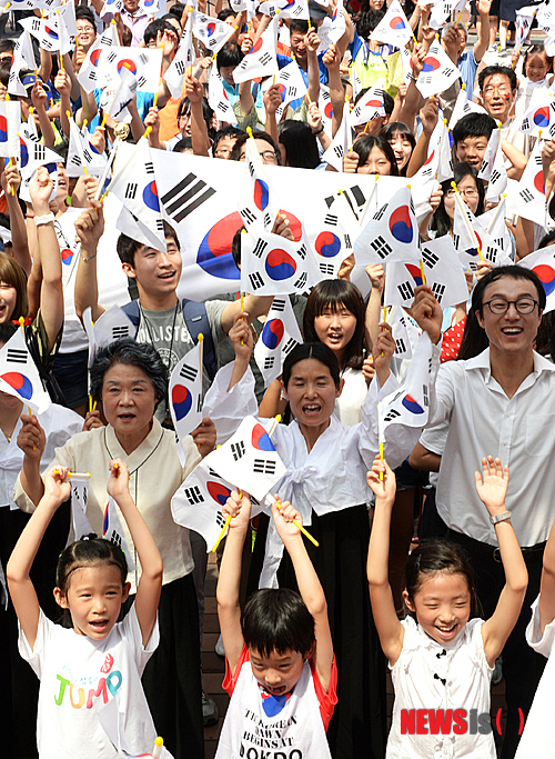 만든곳: 한국 네티즌본부 카페