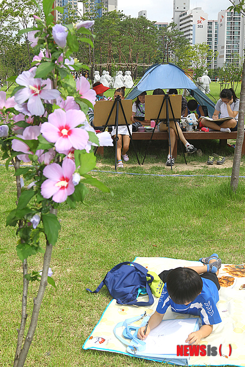 만든곳: 한국 네티즌본부 카페