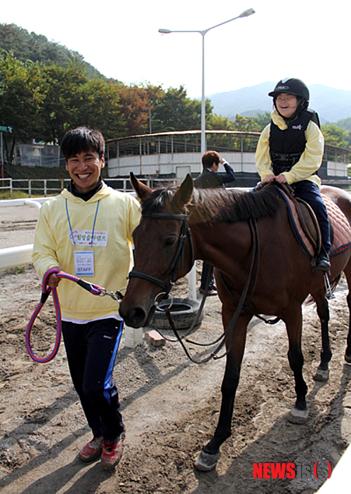 만든곳: Daum 카페: 한국 네티즌본부