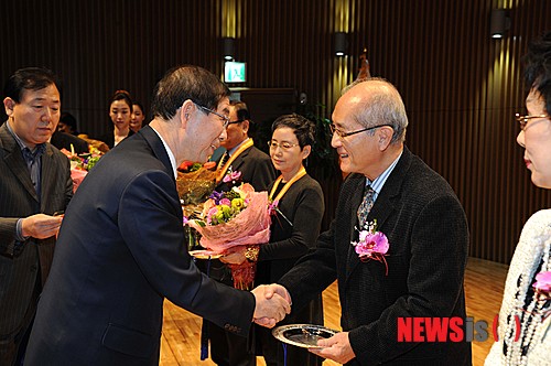 사진이 안보일 때→우측클릭→'사진보기' 클릭, OK. ☞작성: Daum카페: 한국 네티즌본부