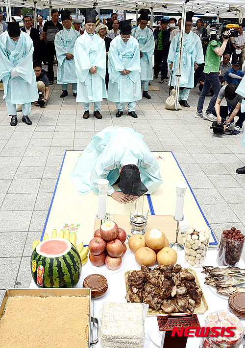 작성: 한국 네티즌본부