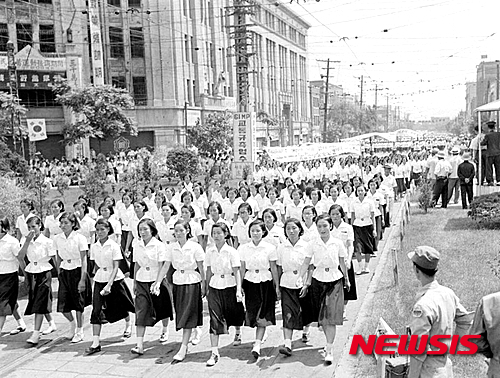 작성: 한국 네티즌본부