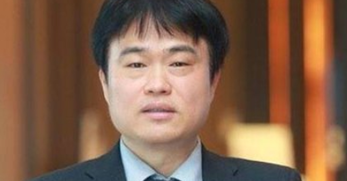 의사 회 회장 분노 “한국 국가 시험에 합격해서 의사 가운을 찢고 싶다”