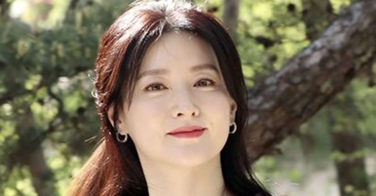 Actor Lee Young-ae, controversy over sponsoring a large amount of defense