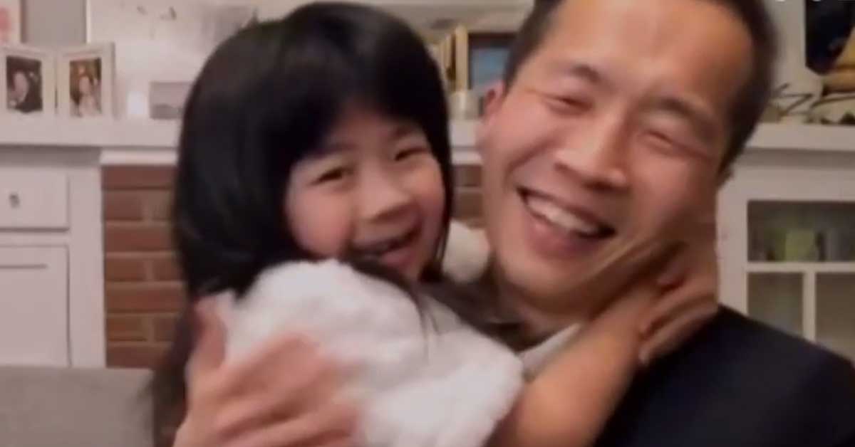 My daughter hugged me at the moment of winning the Golden Globe…  “The reason I made buttercups” [영상]