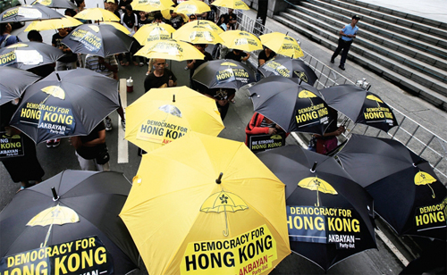 홍콩 &#39;우산혁명&#39; 현장을 가다…중국의 자본·체제 공습에 우산을 펼쳐 맞서다 - 중앙일보