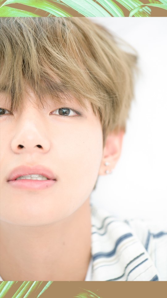 two-distinctive-moles-on-bts-v-s-face-what-do-they-stand-for