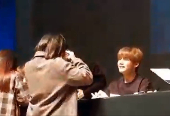 Bts V Cries Along With A Fan During A Fan Meet