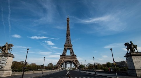 코로나19 확산에 따른 이동제한령으로 지난 7일 프랑스 파리 거리가 한산하다. AFP=연합뉴스