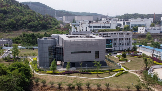 중국 허베이성 우한의 우한바이러스연구소. 세계에서 몇 안되는 최고 안전등급의 연구시설이며, 가장 위험한 바이러스를 연구할 수 있는 시설을 갖춘 곳이다. [AFP=연합뉴스] 