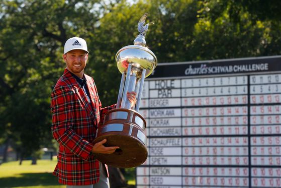 찰스 슈와브 챌린지에서 3년 만에 PGA 투어 정상에 오른 대니얼 버거. [AFP=연합뉴스]