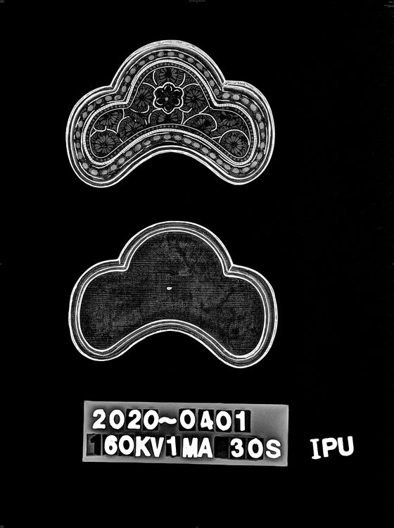 국립문화재연구소가 공개한 나전칠기국화넝쿨무늬합 방사선 조사 사진. [사진 문화재청]
