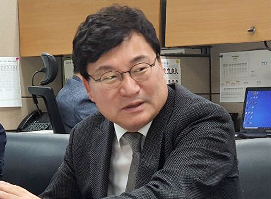 이상직 딸 "경영악화 책임지겠다" 이스타항공 상무 사임 - 중앙일보