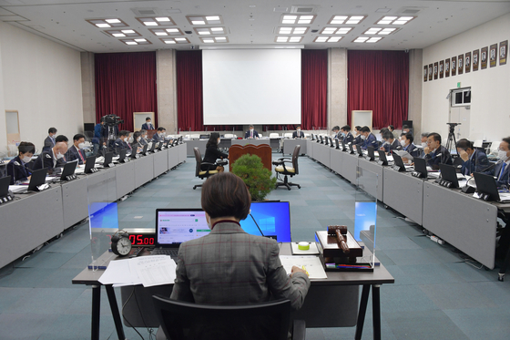 The National Land, Infrastructure and Transportation Commission of the National Assembly, the National Superintendent, was held at Busan City Hall on the 13th. [사진 부산시]