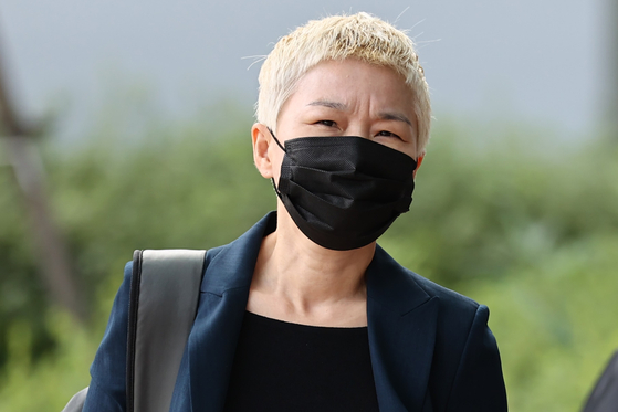 Attorney Kim Jae-ryeon on the side of the victim who sued the late Mayor Park Won-soon for sexual harassment and other charges. [연합뉴스]