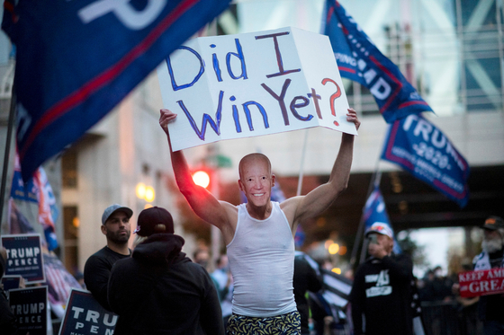 Supporters of President Trump hold protests near Pennsylvania counting offices alleging illegal elections. [로이터=연합뉴스]