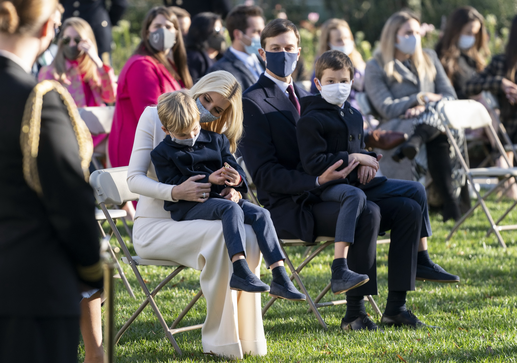 President Trump's daughter Ivanka and son-in-law Kushner support their sons Joseph and Theodor in a turkey pardon at the White House.  UPI = Yonhap News