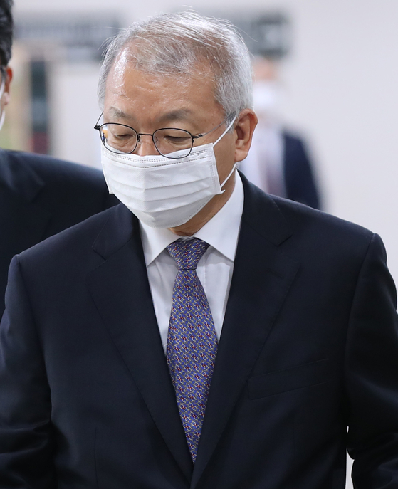 Former Chief Justice Yang Seung-tae, accused of 