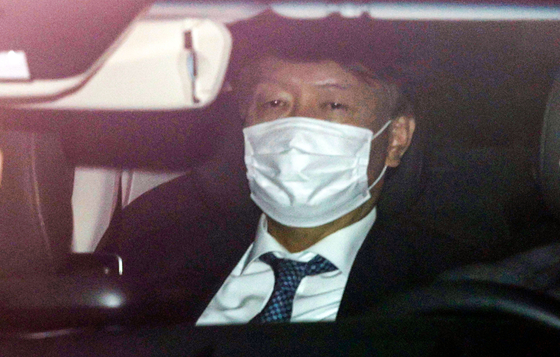 Attorney General Yoon Seok-yeol is on the morning of the 2nd to work at the Supreme Prosecutor's Office in Seocho-gu, Seoul. [연합뉴스]