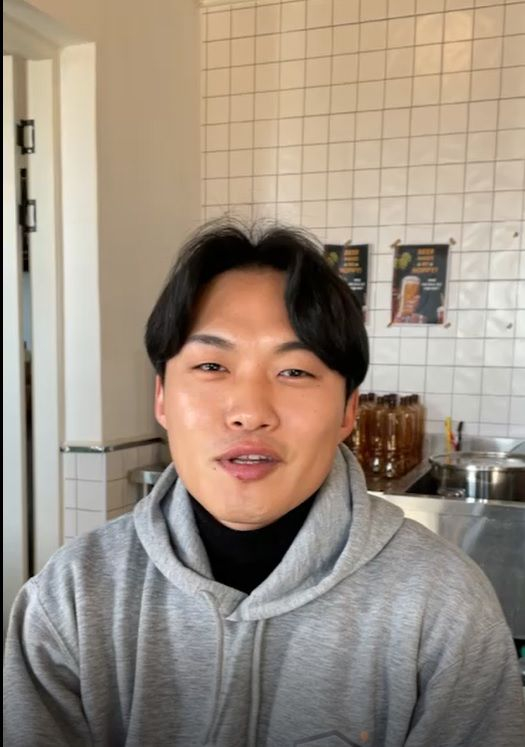 의성군에서 청년 사업가로 활동 중인 장명석(28)씨. 김윤호 기자