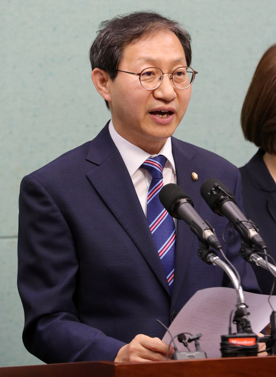 Kim Sung-joo, member of the Democratic Party.  News 1