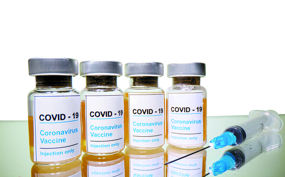 An illustration of the COVID-19 vaccine from a global pharmaceutical company Johnson & Johnson-Jansen.  Reuters = Yonhap News