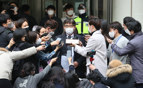 Lawyer Kim Chil-joon, a lawyer for Professor Kyung-Shim Chung from Dongyang University, is answering the journalist's questions after completing a trial for Professor Chung's first trial at the Seoul Central District Court on the day 2. 3. [연합뉴스]