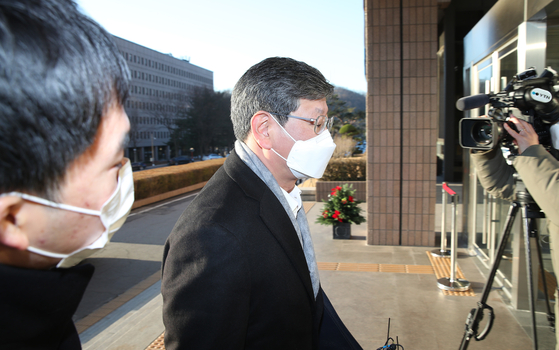 On the morning of the 9th, one day before the Prosecutor's Office and the Disciplinary Committee of the Ministry of Justice, Vice Minister of Justice Yong-gu Lee addresses the Ministry of Justice at the Gwacheon Government Complex.  Reporter Woo Sang-jo