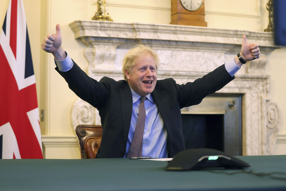 British-EU announces’agreement divorce’ after 47 years … Johnson’s’fish tie’