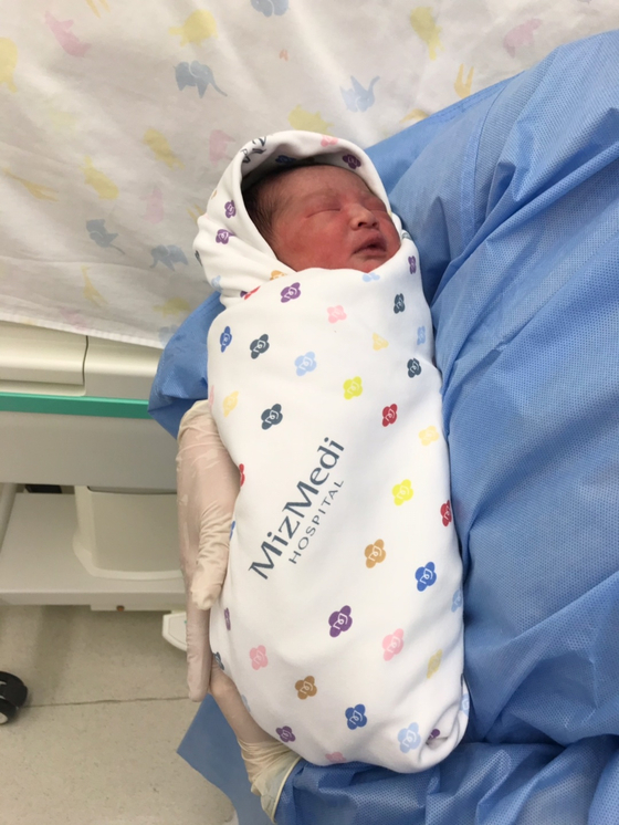 Bong-i, the first child, was born in 2021 at Mizmedi Hospital, a hospital specializing in obstetrics and gynecology.  He is a healthy child who weighs 3.71 kg.  Provided by Mizmedi Hospital