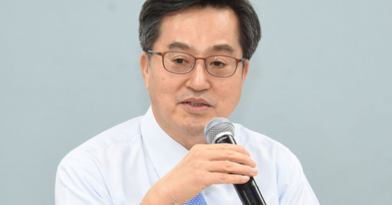 ‘Kim Dong-yeon running for mayor of Seoul’…  Democratic Party Dismisses “Story Like Novel”