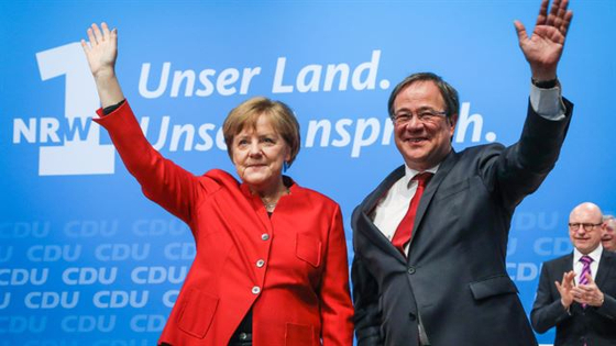 메르켈의 후계자는 라쳇을 CDP의 새로운 중앙 우파 지도자로 선출했습니다.