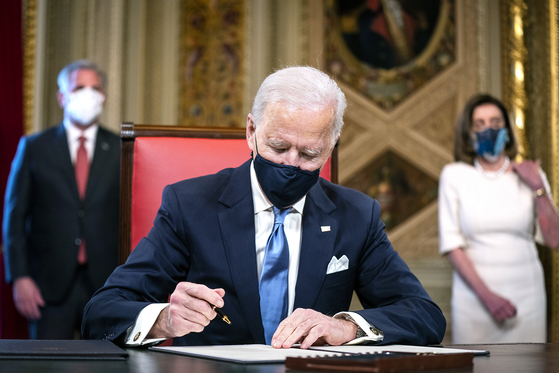 “악의 힘”“분단 시도”미국과 중국 Biden 첫날부터 ‘기준선 잡기’