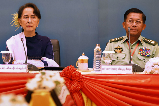 미얀마 쿠데타 제재로 중국 폐쇄… 바이든 정부 우려