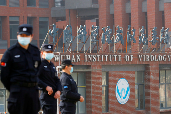 WHO Research Team Visits Wuhan Virus Research Institute “There are many questions”