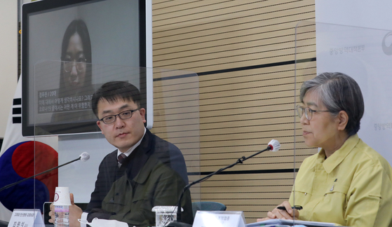 Eun-kyung Jung “Reviewing the introduction of Russian vaccines…  Level of Response to Uncertainty”