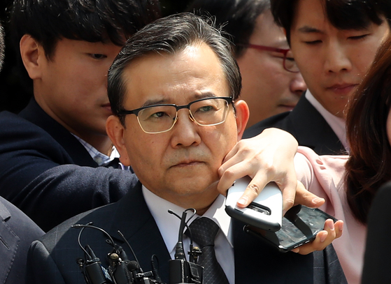 ‘Investigation of illegal withdrawal of Kim Hak’ was encouraged…  Summons prosecutor Gyuwon Lee