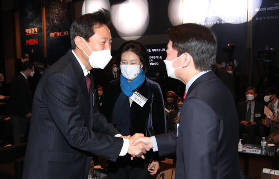 Ahn Chul-soo “Let’s meet and solve” Oh Se-hoon “No room for compromise”…  Unification