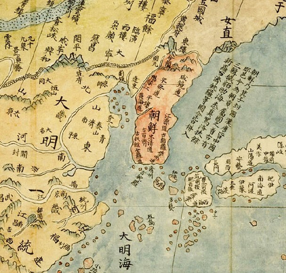 ‘곤여만국전도’(1602)에 등장한 조선.