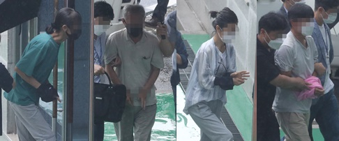 지난 2일 국가보안법 위반 혐의를 받는 충북 청주시 활동가 4명이 구속 심사를 받기 위해 법원에 출석하고 있다. 연합뉴스